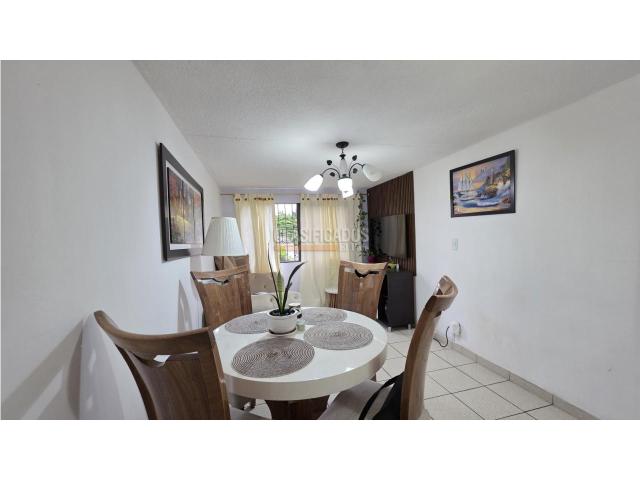 Apartamentos, Venta en Cañaverales
