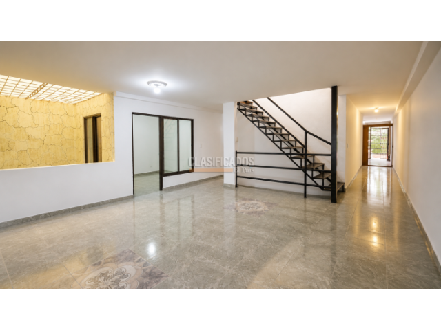 Casas, Alquiler en Villacolombia