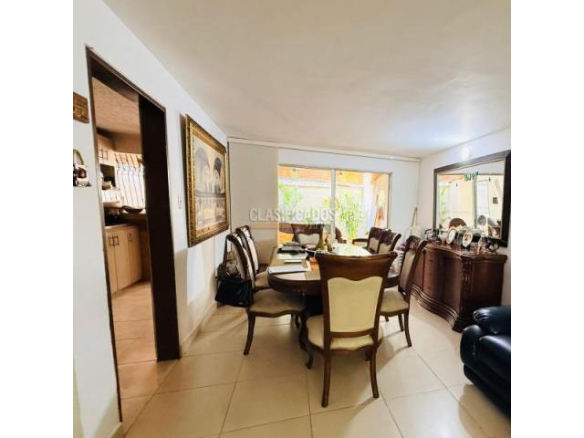 Casas, Venta en Ciudad Capri