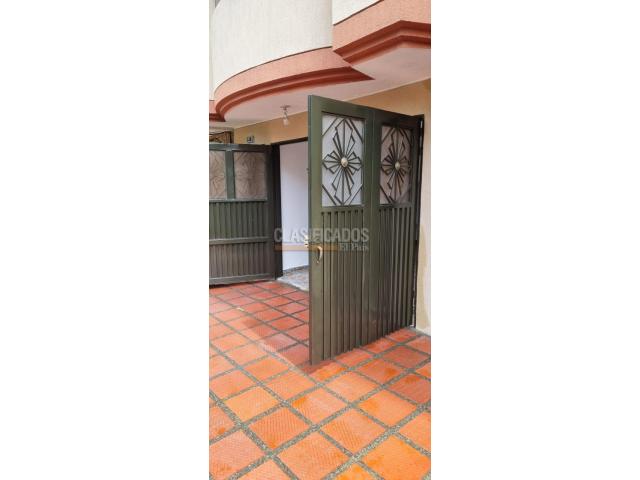 Casas, Venta en Primero de Mayo