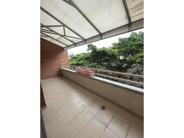 Apartamentos, Venta en Ciudad Jardín