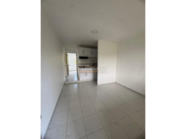 Apartamentos, Alquiler en Caney