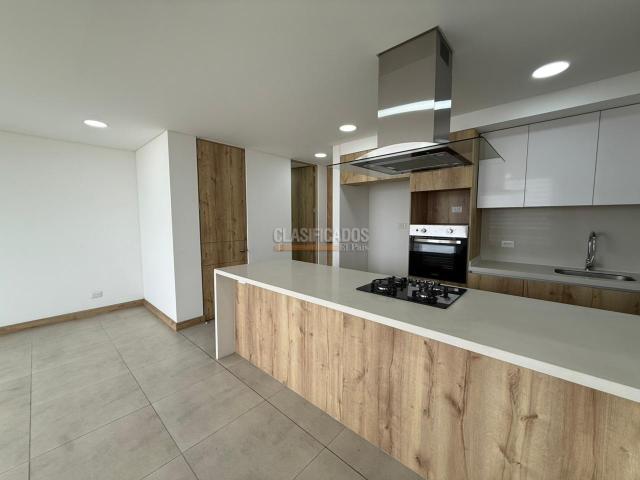 Apartamentos, Venta en Valle del Lili