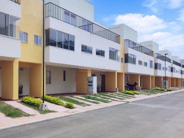 Apartamentos, Venta en Jamundí