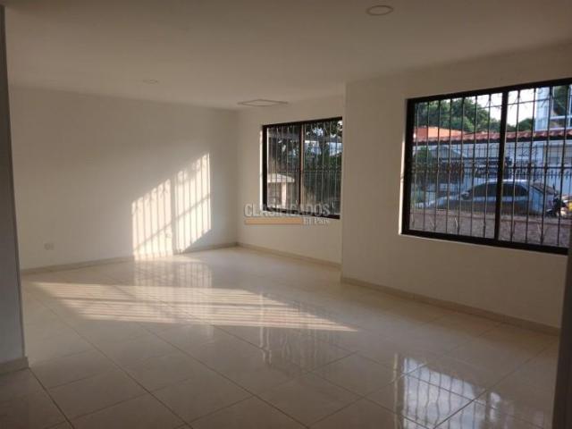 Casas, Alquiler en Santa Anita