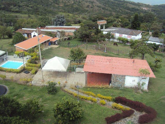 Casas, Venta en Yumbo