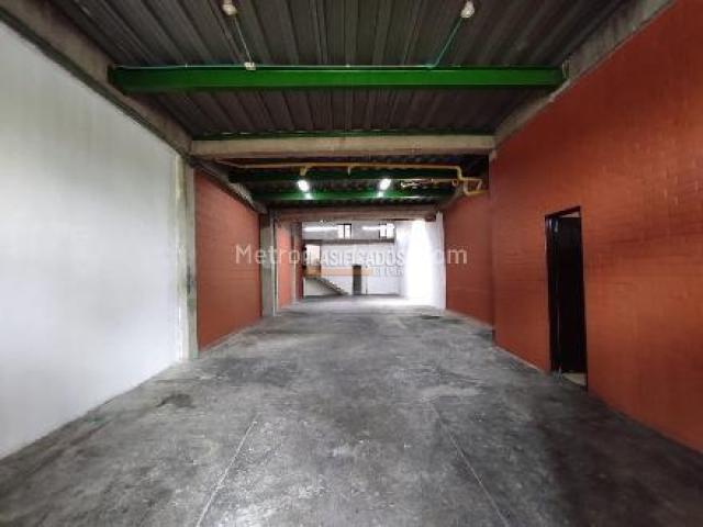 Locales y Bodegas, Venta en El Trébol