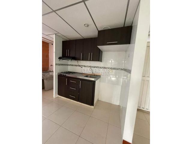 Apartamentos, Venta en Pereira