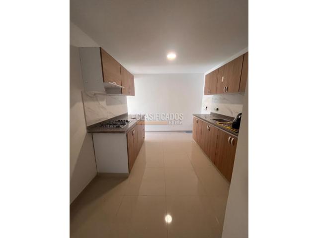 Apartamentos, Alquiler en Primero de Mayo