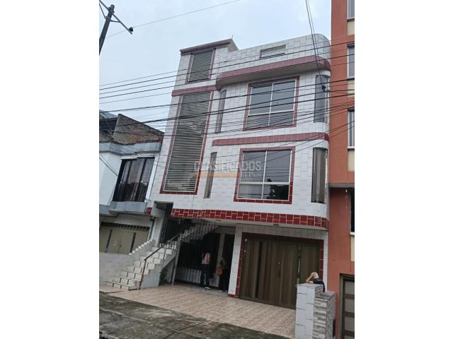 Edificios, Venta en Primero de Mayo