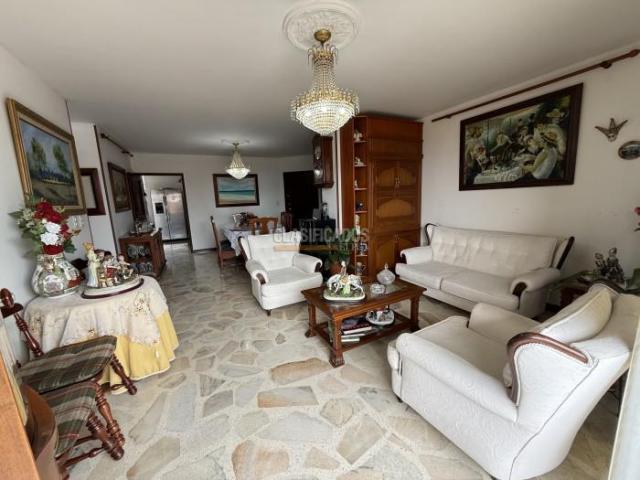 Apartamentos, Venta en Las Quintas de Don Simón