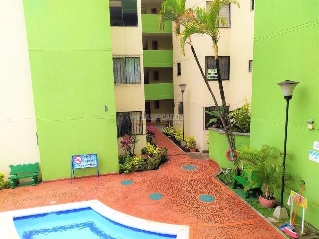 Apartamentos, Venta en Altos de la Macarena