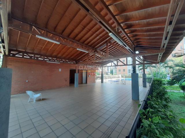 Apartamentos, Venta en Ciudad Melendez