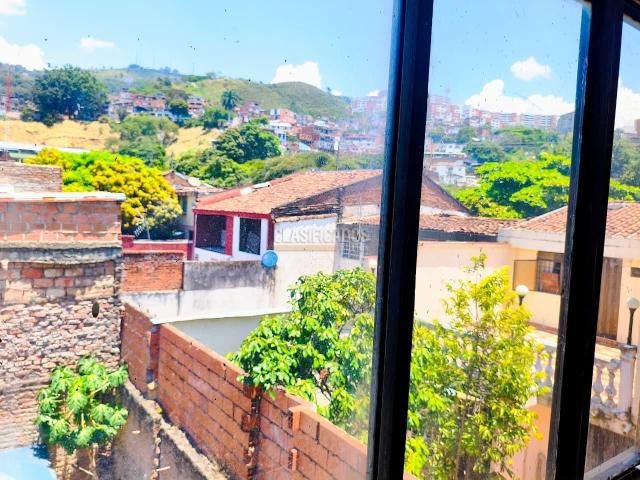 Casas, Venta en Nueva Granada
