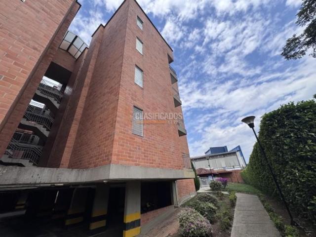Apartamentos, Venta en Primero de Mayo