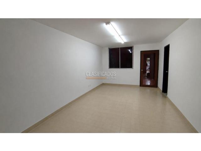 Casas, Alquiler en La Flora