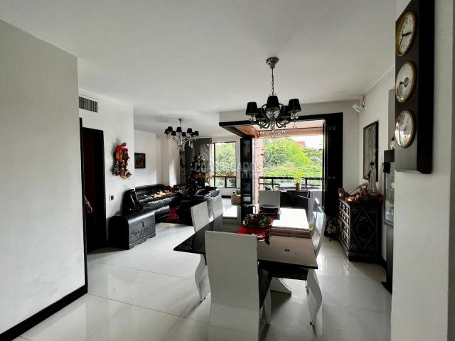 Apartamentos, Venta en Ciudad Jardín