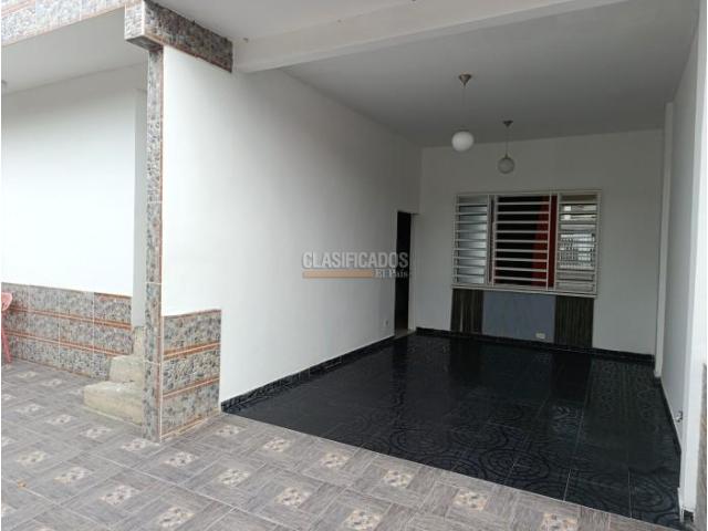 Casas, Venta en Prados del Norte