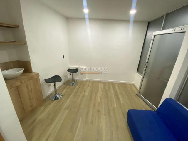 Oficinas y Consultorios, Venta en Granada
