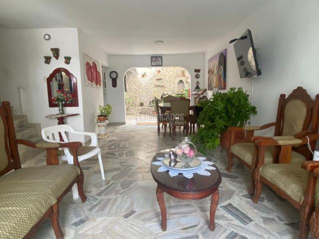 Casas, Venta en Meléndez