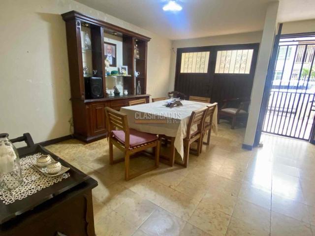 Casas, Venta en Santa Elena