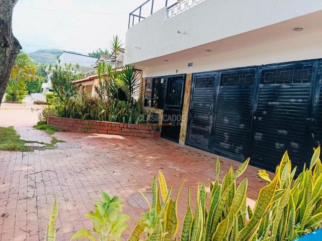 Casas, Venta en Pampalinda