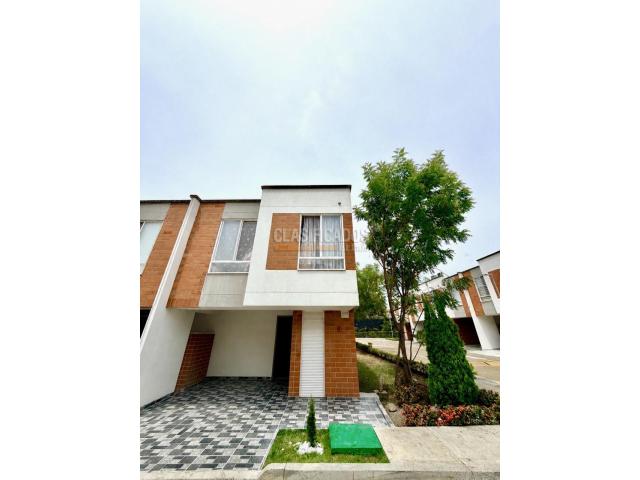 Casas, Venta en Ciudad Pacifica