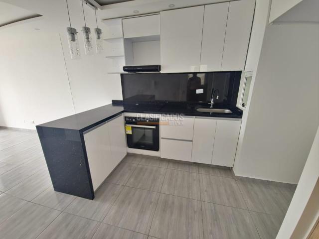 Apartamentos, Venta en Valle del Lili