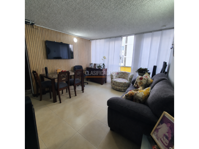 Apartamentos, Venta en Valle del Lili
