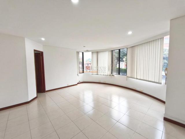 Oficinas y Consultorios, Alquiler en Pereira