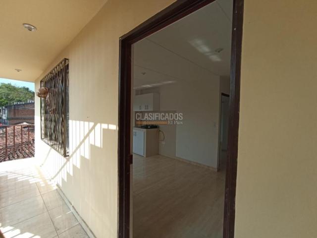 Apartaestudios, Alquiler en Meléndez