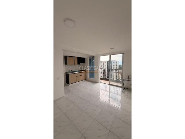 Apartamentos, Venta en Tierralinda del Lago