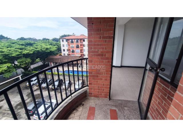 Apartamentos, Venta en El Limonar