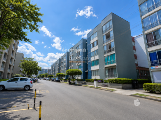 Apartamentos, Venta en Yumbo