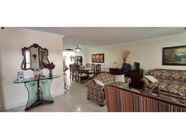 Casas, Venta en Las Quintas de Don Simón