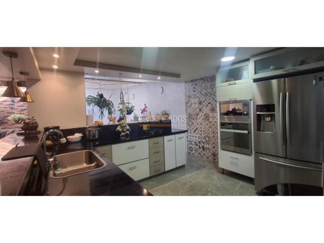 Casas, Venta en Las Quintas de Don Simón