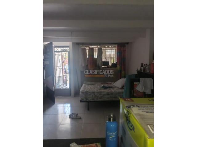 Casas, Venta en Villa del Prado