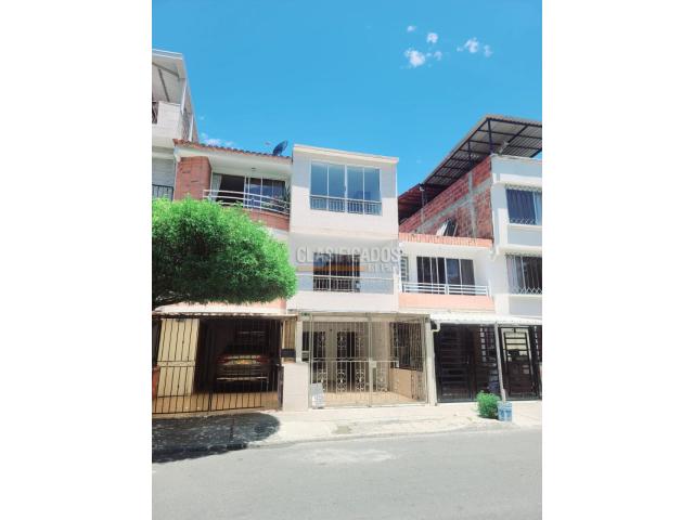 Casas, Venta en Calicanto