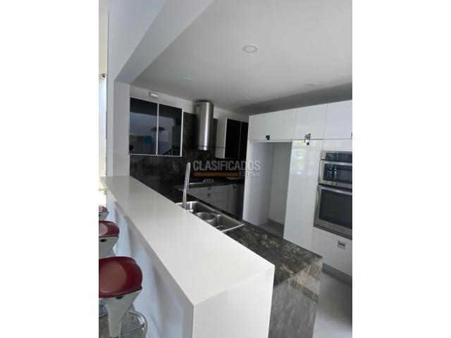 Casas, Alquiler en Santa Mónica Residencial