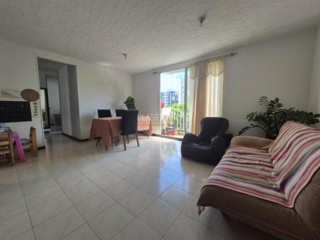 Apartamentos, Venta en Valle del Lili