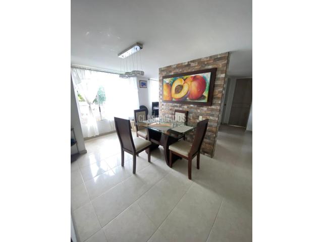 Apartamentos, Venta en Flora Industrial