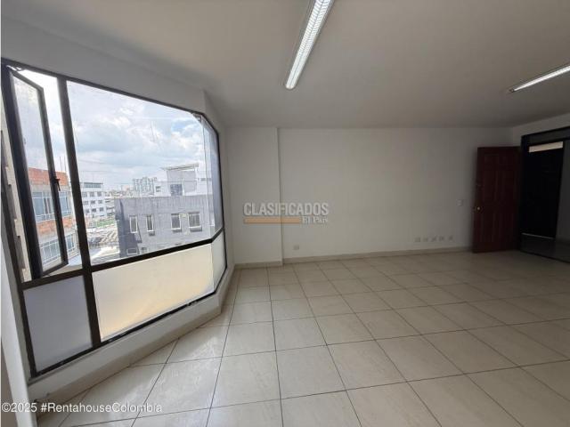 Oficinas y Consultorios, Venta en Bogotá