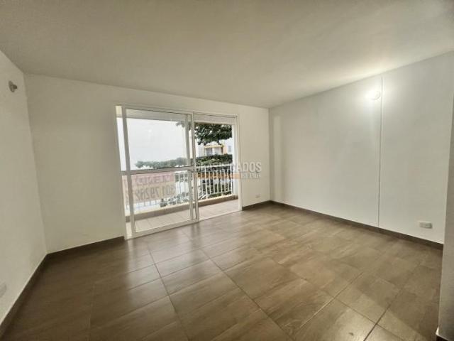 Apartamentos, Alquiler en Ciudad Pacifica