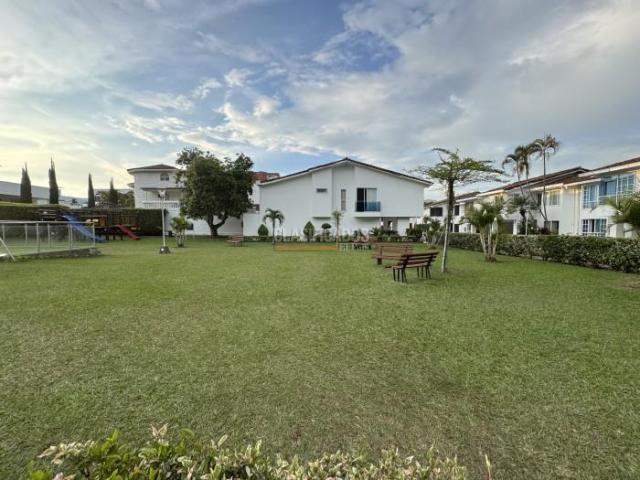 Casas, Venta en Ciudadela Pasoancho