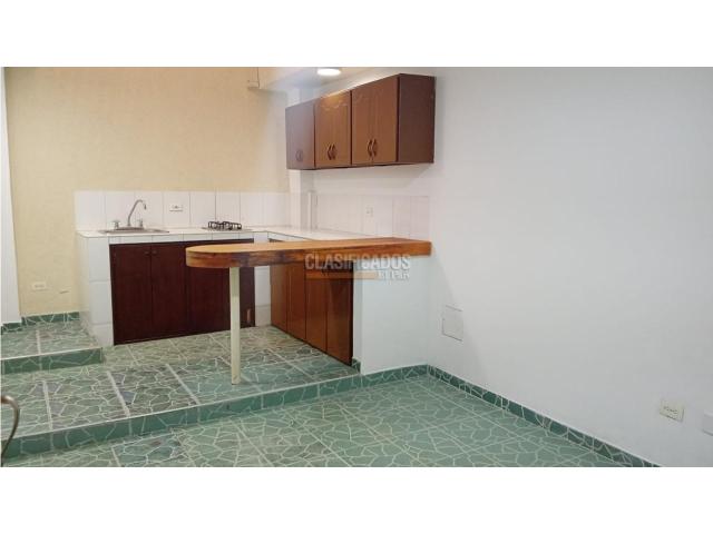 Apartamentos, Alquiler en Meléndez
