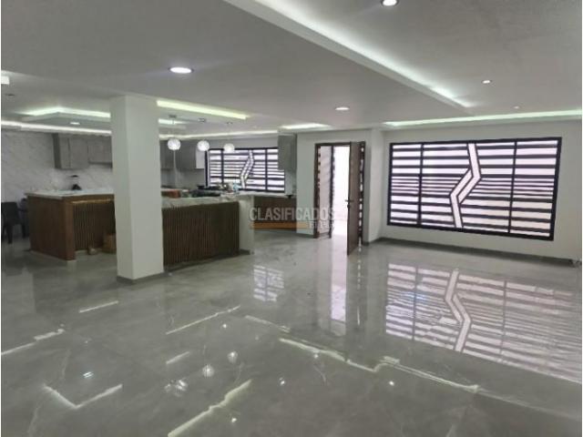 Casas, Venta en La Flora