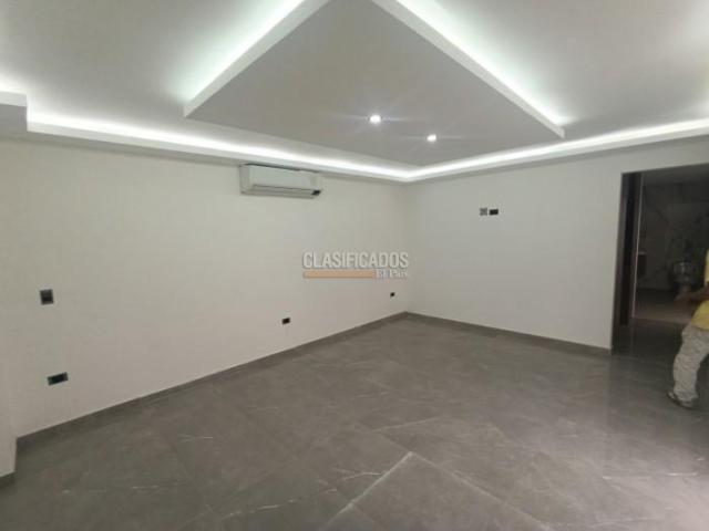 Casas, Venta en La Flora