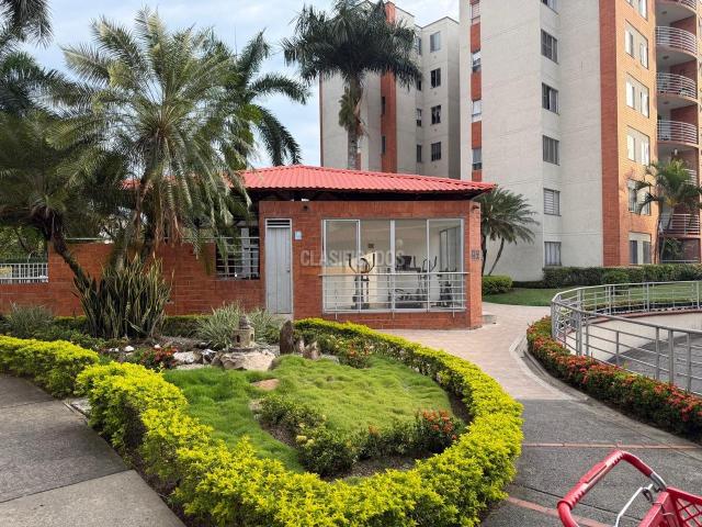 Apartamentos, Venta en Las Quintas de Don Simón