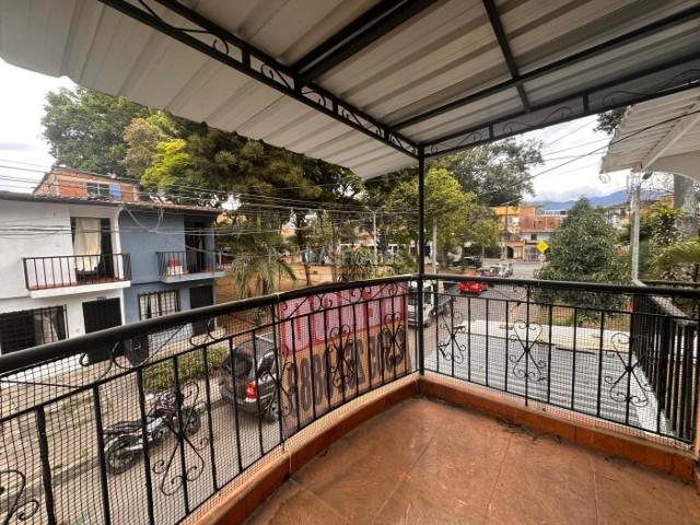 Casas, Venta en Brisas de los Álamos