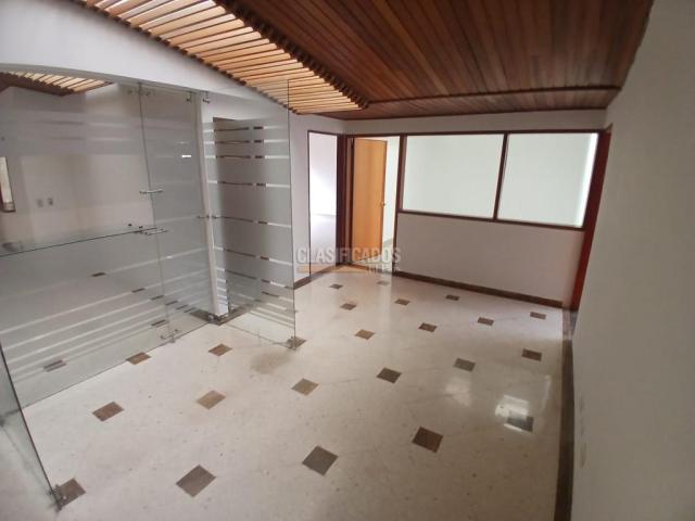 Oficinas y Consultorios, Alquiler en Bogotá